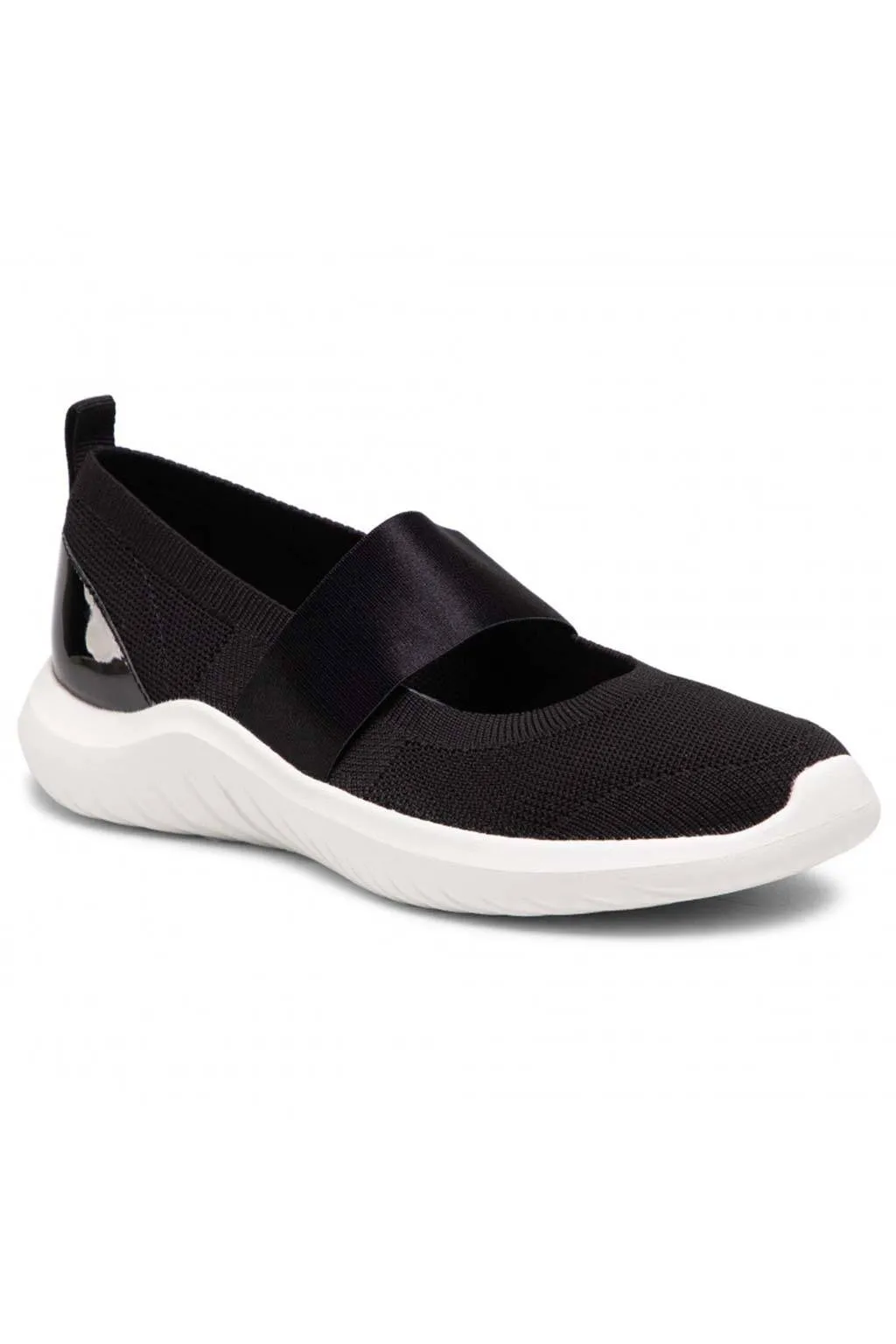 clarks nova sol black