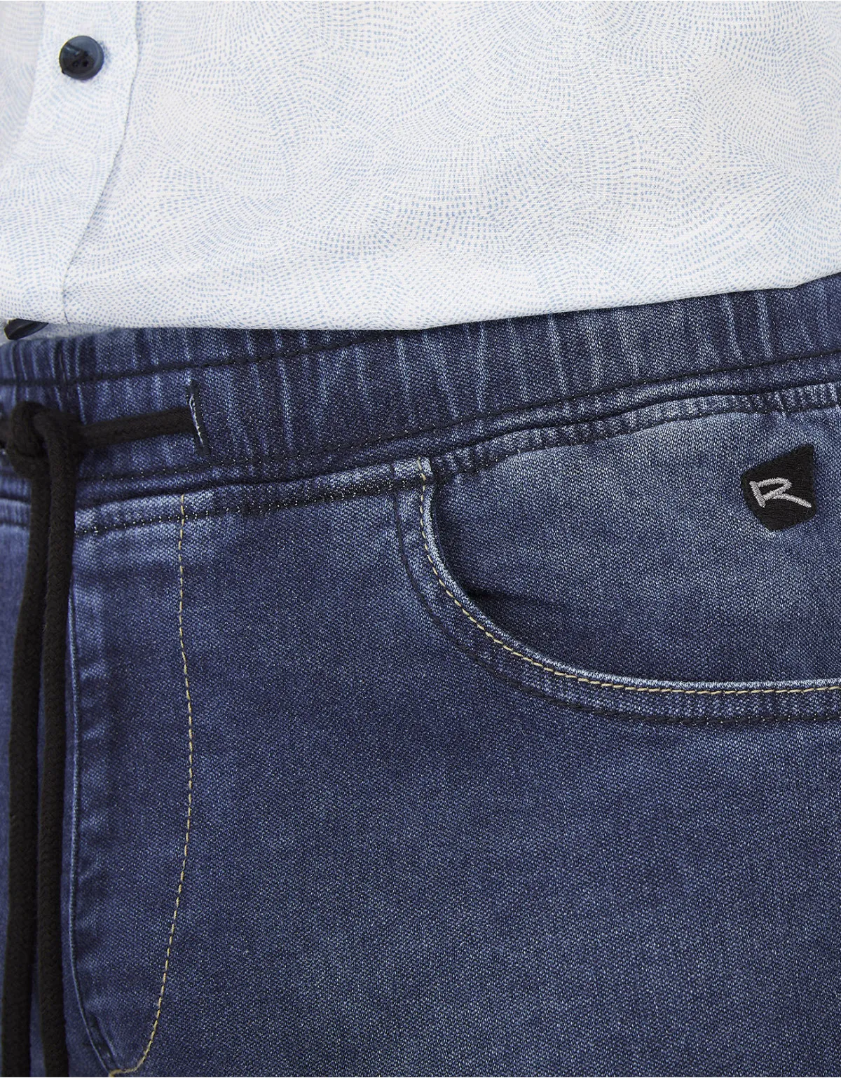 Jean jogger slim fit azul pd