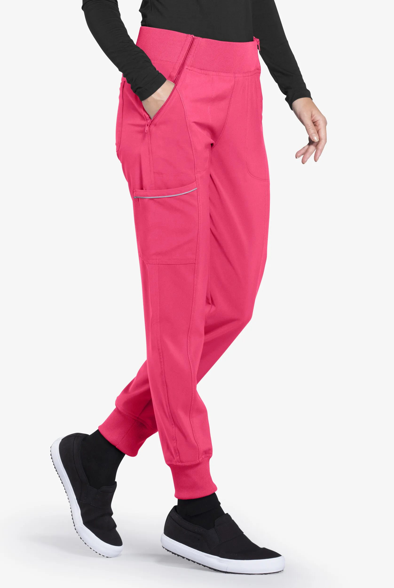 Pantalón médico Cherokee Infinity estilo jogger cargo con piernas estrechas y 5 bolsillos para mujer
