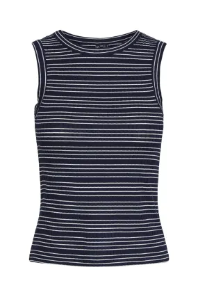 Top de mujer sin mangas y cuello en forma de O.